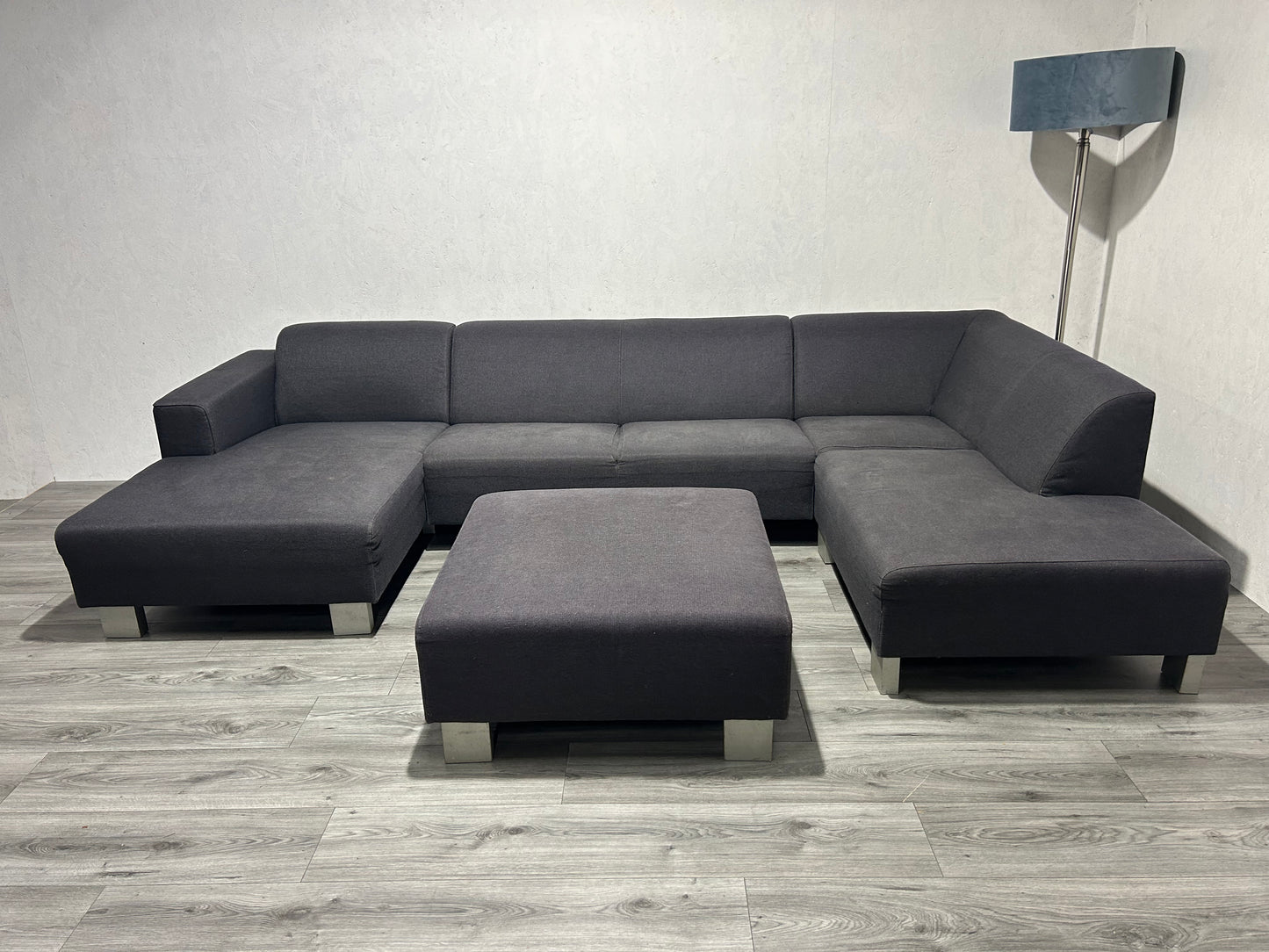 Antraciet U Bank Met Hocker ~ Vaste Kussens