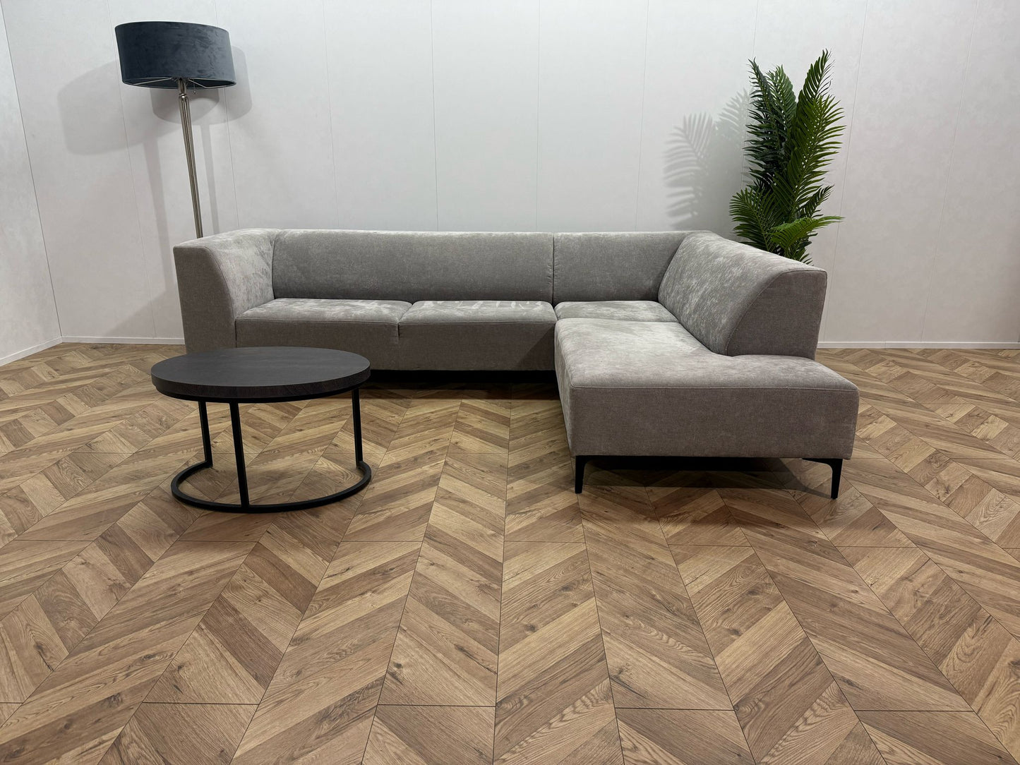 Licht Grijze Velvet Loods 5 Hoekbank ~ Vaste Kussens