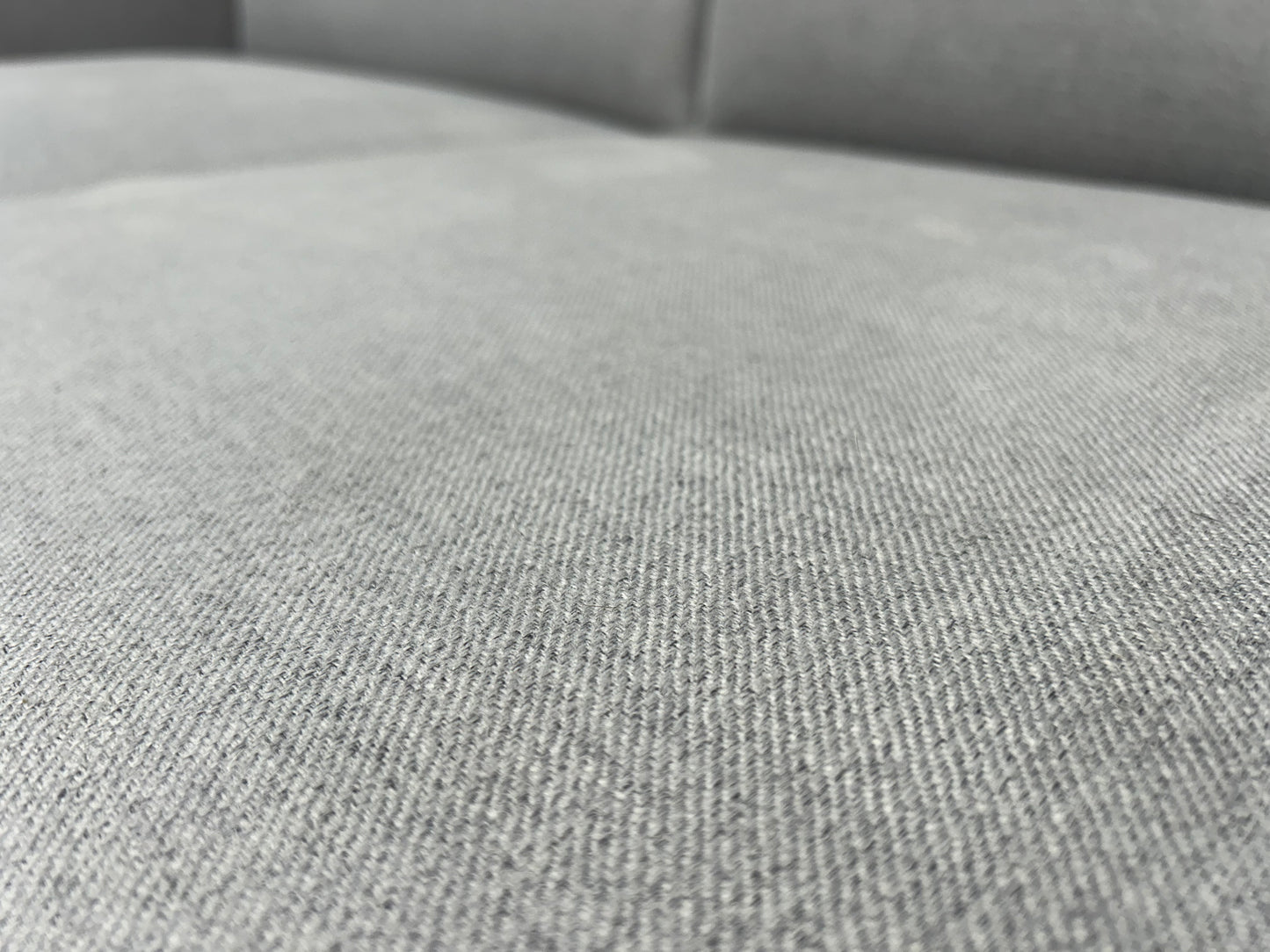 Licht Grijze 2,5-Zits Bank ~ Hoogglans Poten