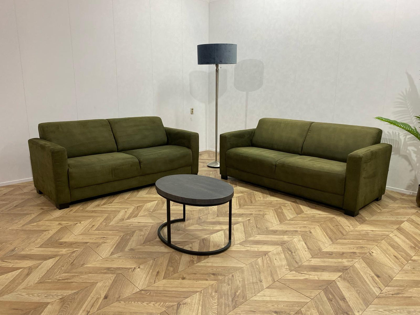 Goossens Groene Suède Stof Banken Set ~ Vaste Kussens
