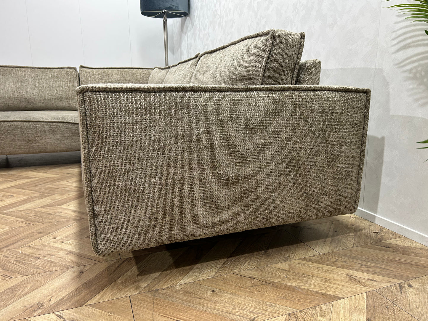 Taupe Hoekbank ~ Losse Rugkussens Met Afneembare Hoezen