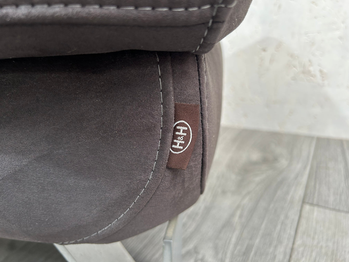 Donker Bruine Suède Leren H&H Hoekbank Inc Hocker ~ Uitschuifbare Zittingen