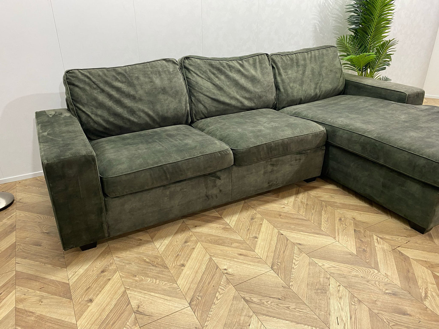 Donker Groene Velvet Hoekbank ~ Losse Kussens Met Afneembare Hoezen