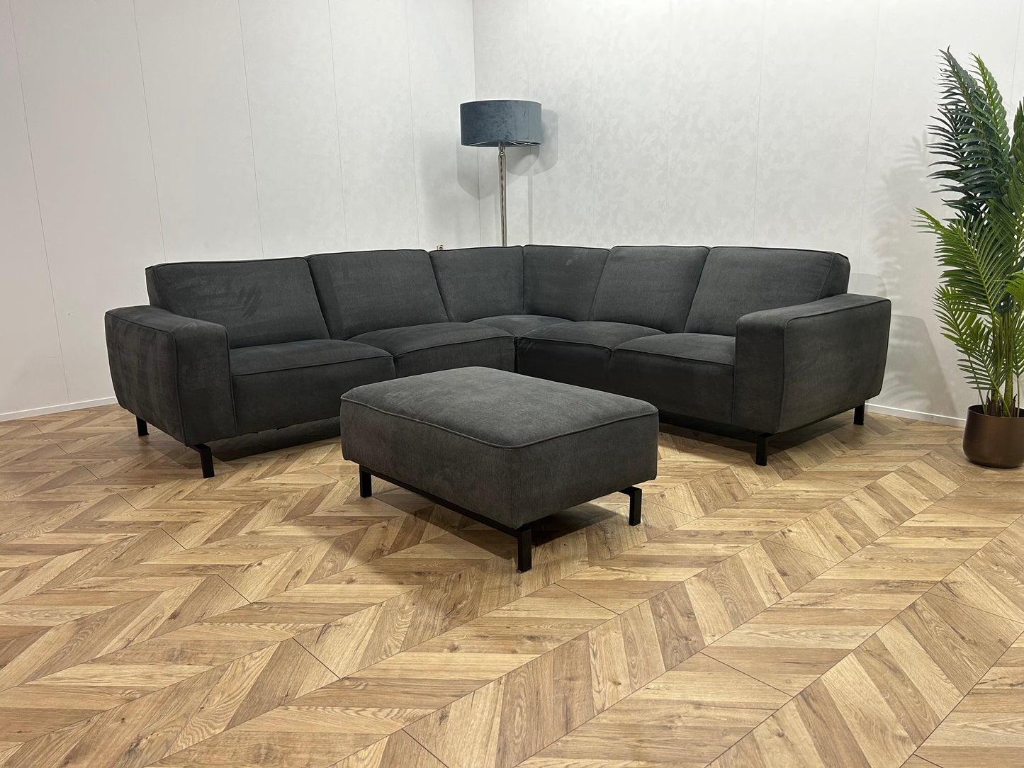 Antraciet Suède Stof Hoekbank Inc. Hocker En Fauteuil ~ Nieuwstaat