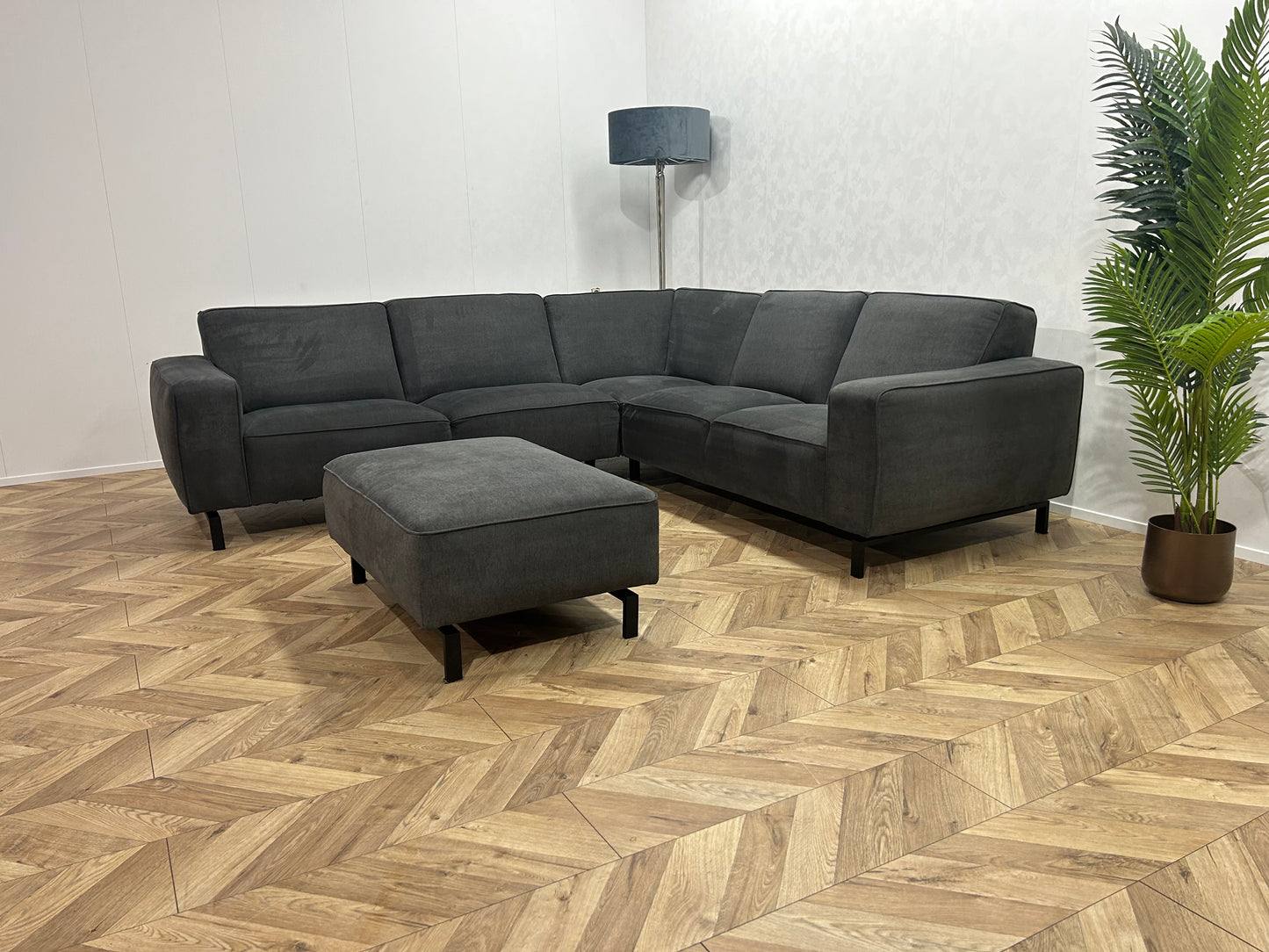 Antraciet Suède Stof Hoekbank Inc. Hocker En Fauteuil ~ Nieuwstaat