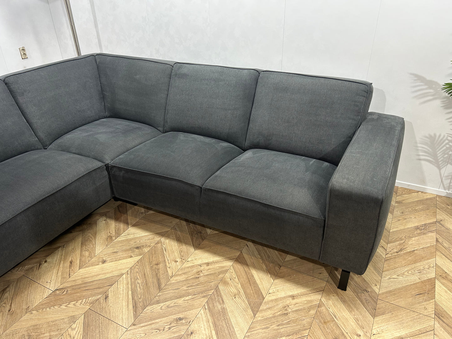 Antraciet Suède Stof Hoekbank Inc. Hocker En Fauteuil ~ Nieuwstaat