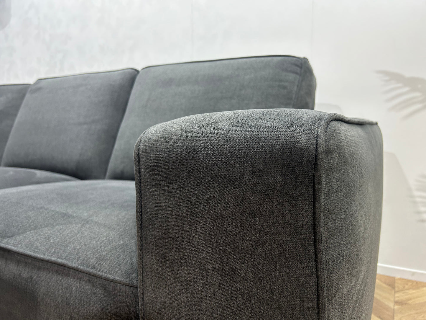 Antraciet Suède Stof Hoekbank Inc. Hocker En Fauteuil ~ Nieuwstaat