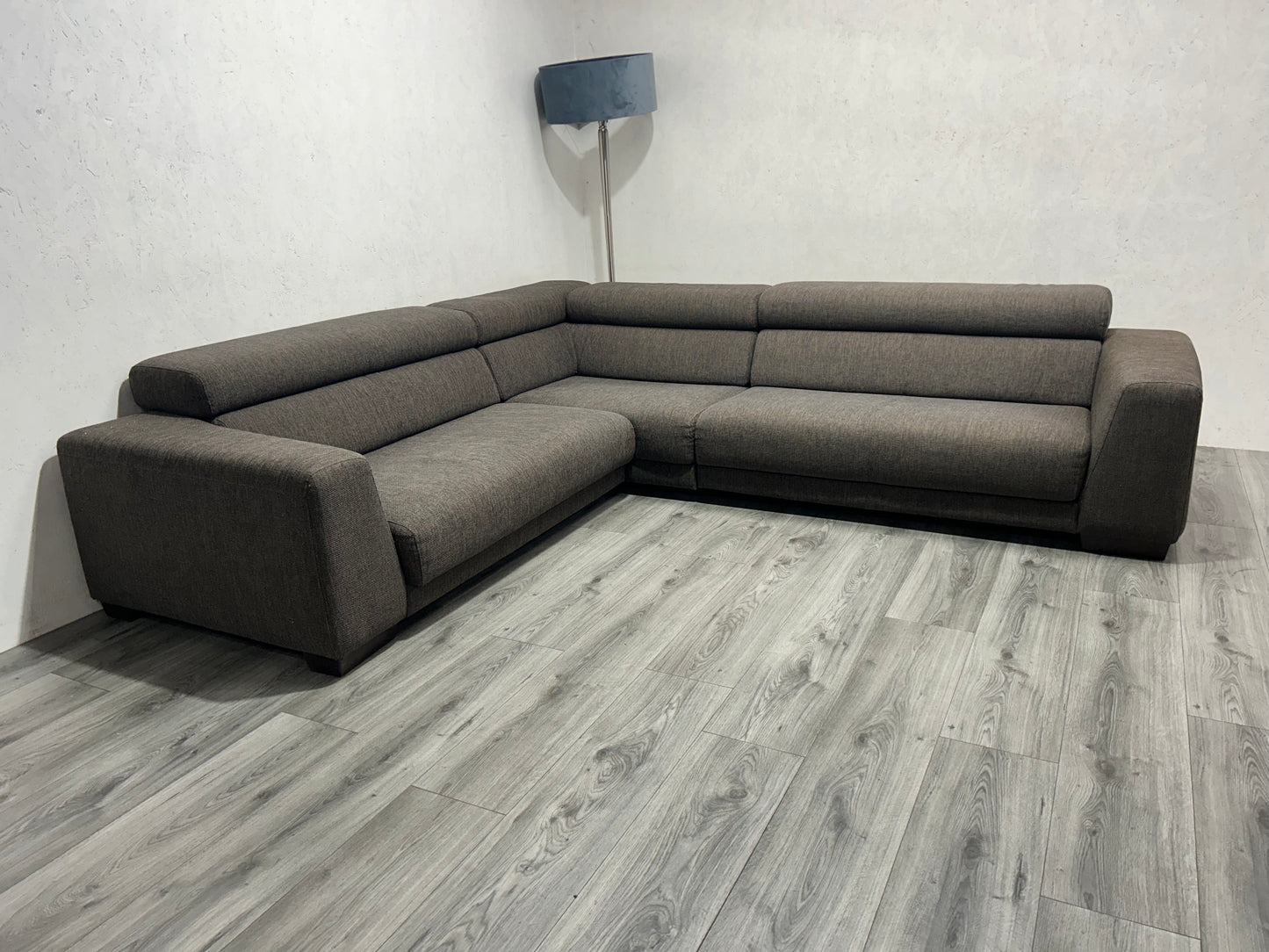 Calla Italia Bruine Hoekbank ~ Verstelbare Hoofdsteunen