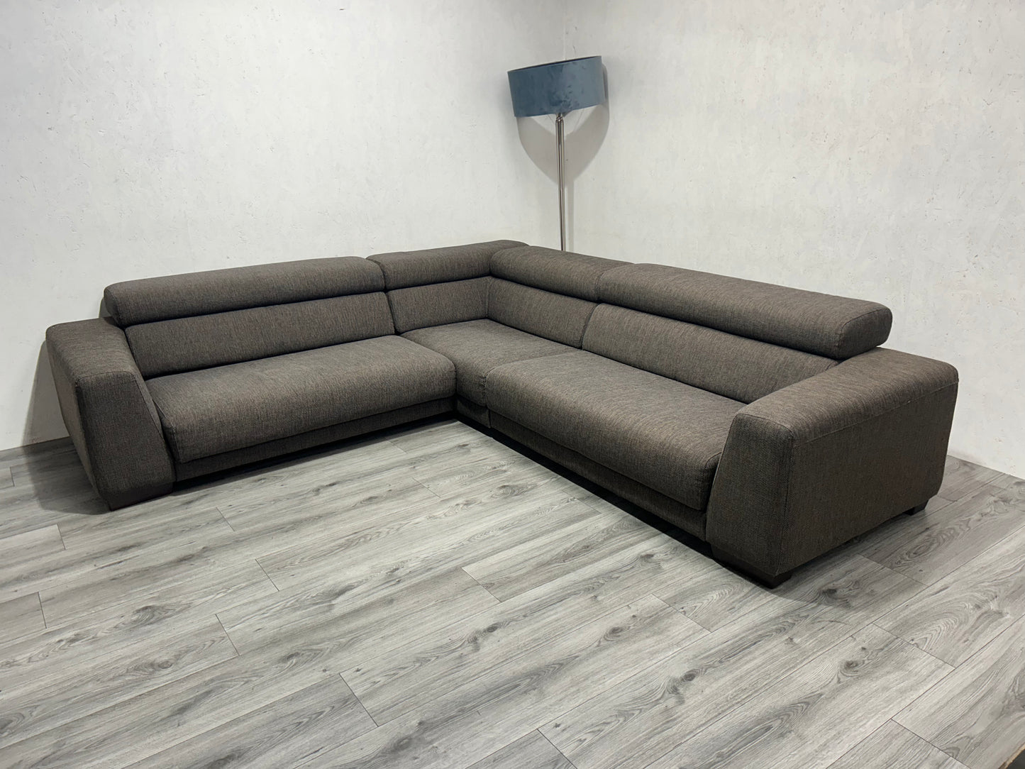 Calla Italia Bruine Hoekbank ~ Verstelbare Hoofdsteunen