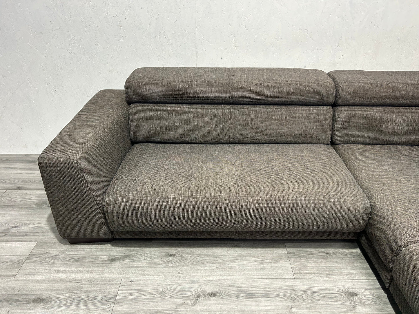 Calla Italia Bruine Hoekbank ~ Verstelbare Hoofdsteunen