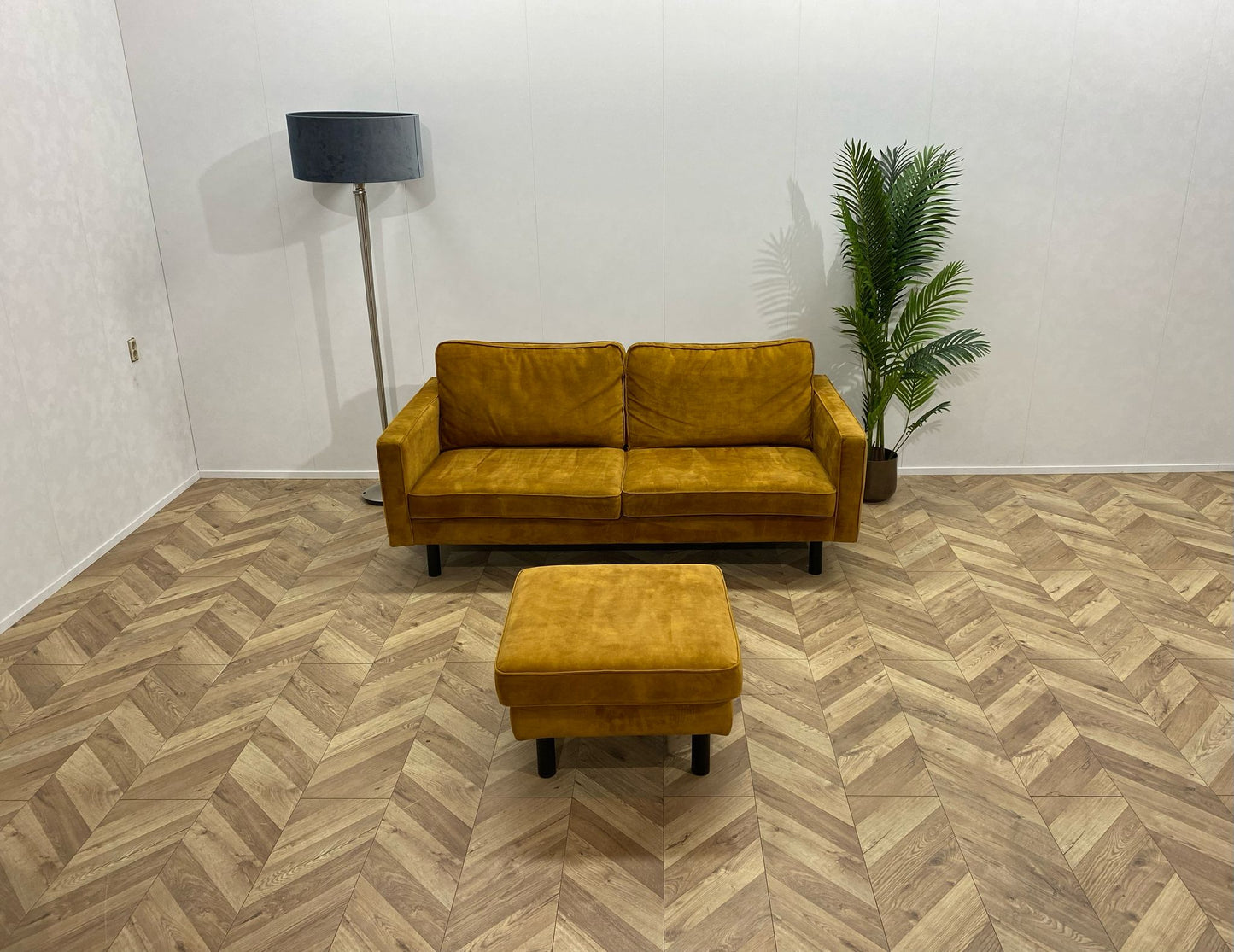 Umix Oker Gele Velvet 2-Zits Bank Inc. hocker ~ Nieuwstaat