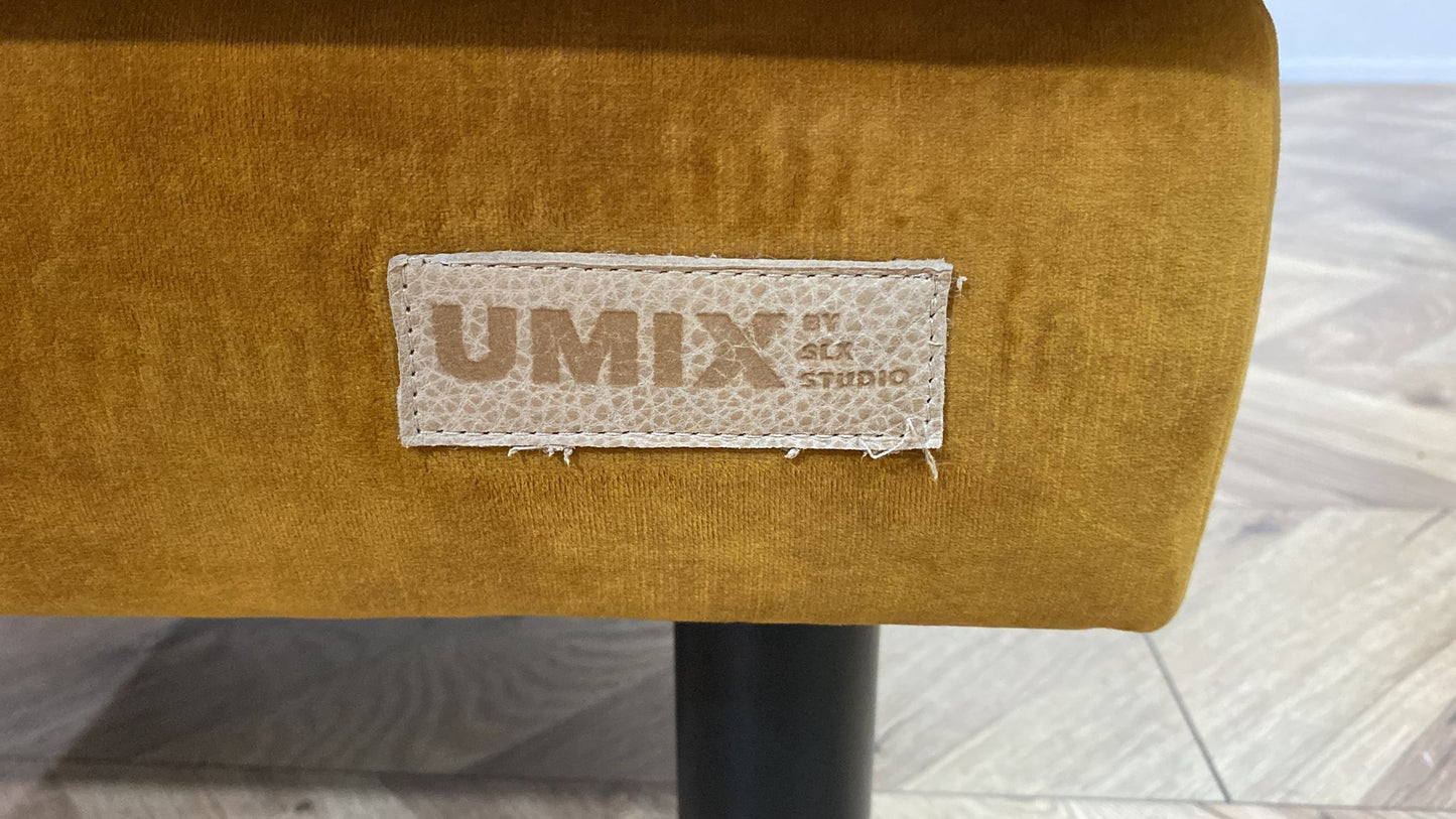 Umix Oker Gele Velvet 2-Zits Bank Inc. hocker ~ Nieuwstaat
