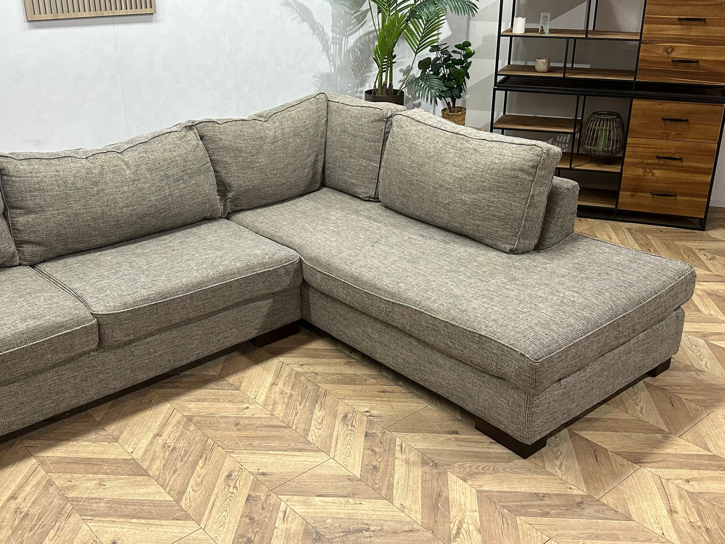 Goossens Grijze Hoekbank ~ Losse Kussens Met Afneembare Hoezen