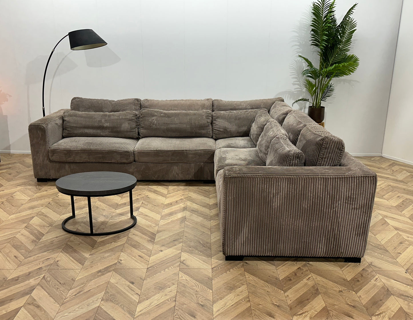 Licht Bruine Ribstof Hoekbank ~ Losse Kussens Met Afneembare Hoezen