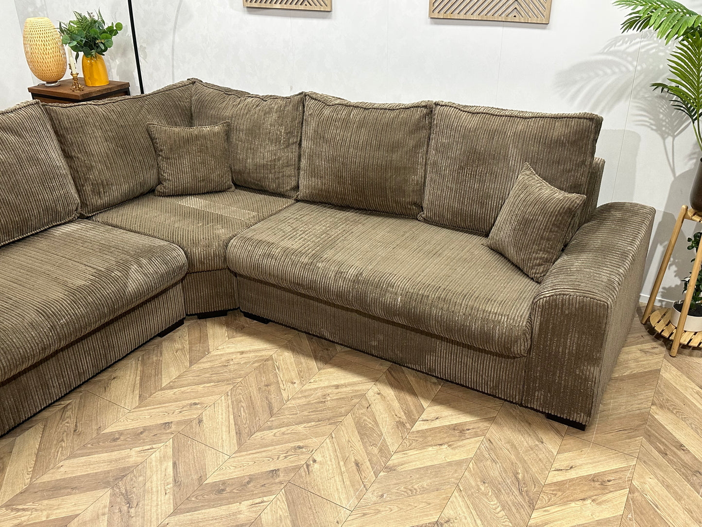 Bruine Ribstof Hoekbank ~ Losse Kussens Met Afneembare Hoezen