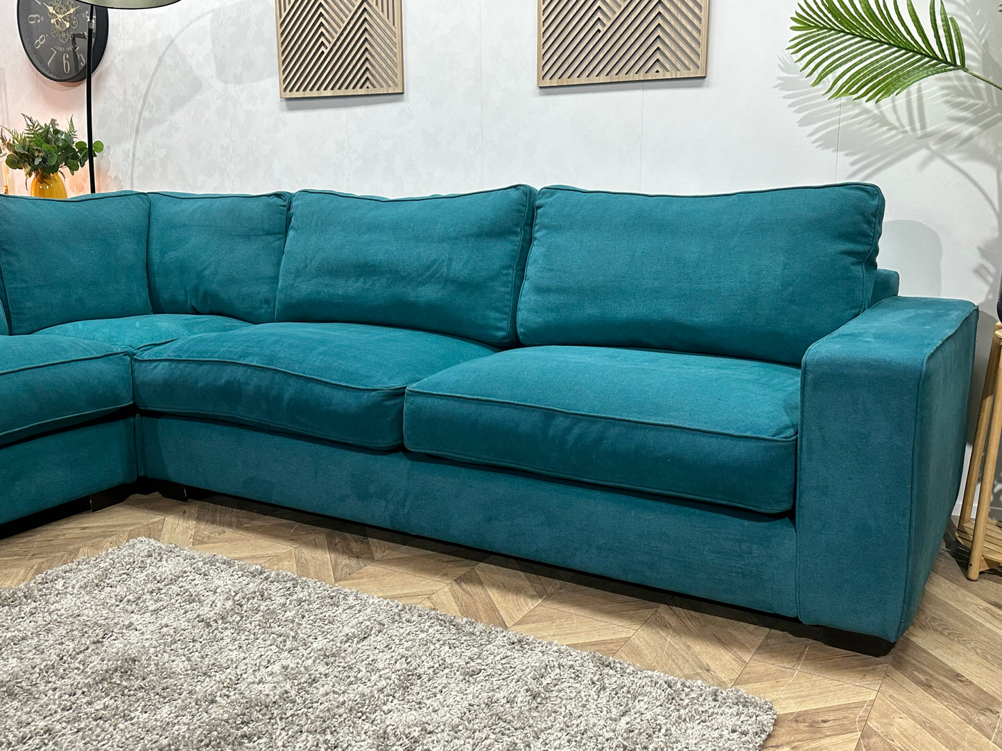 Blauwe Suède Stoffen Hoekbank ~ Losse Kussens Met Afneembare Hoezen