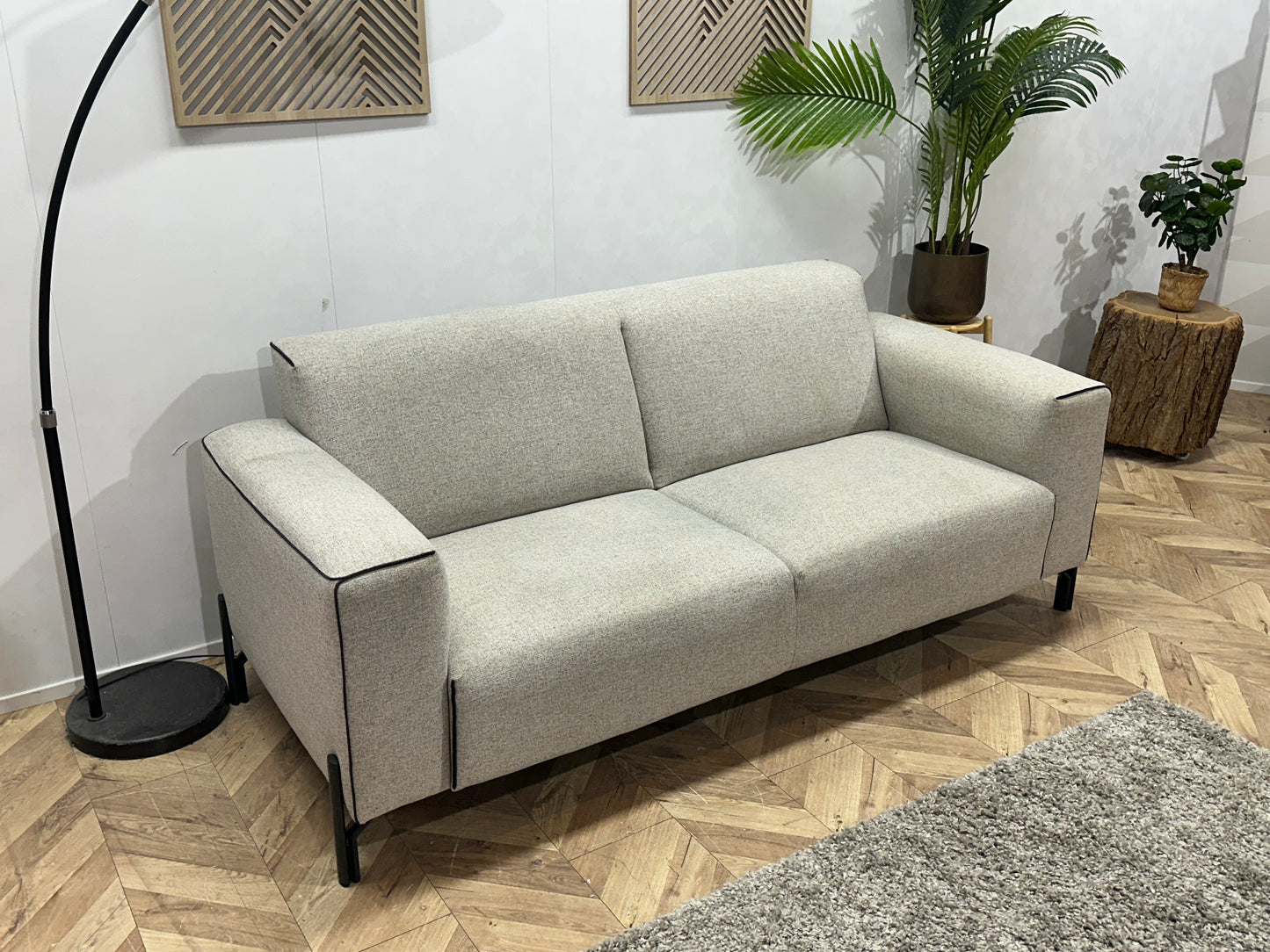 Xooon Licht Grijze 2.5-Zits Bank ~ Vaste Kussens