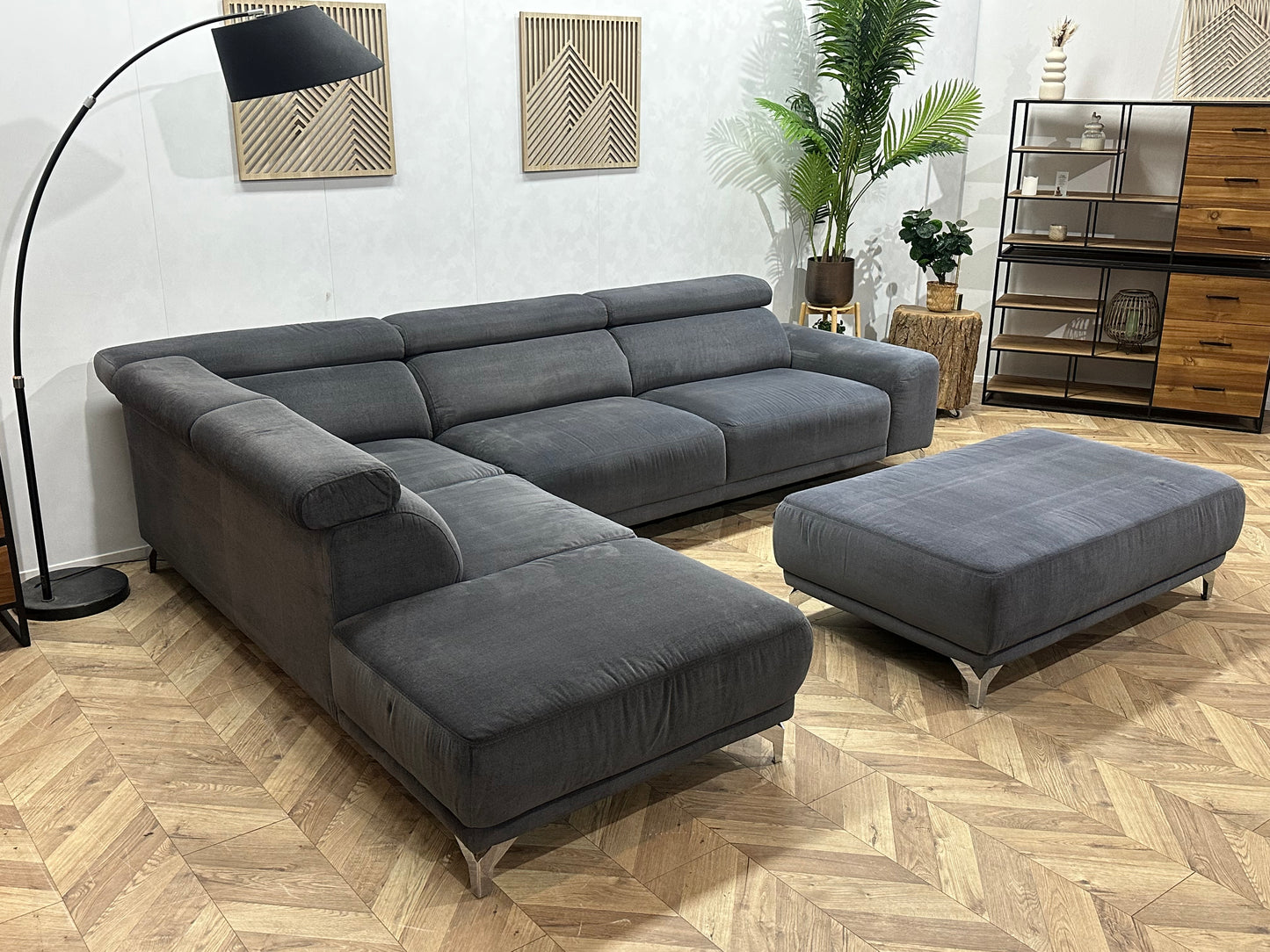 Grijze Suède Stoffen Hoekbank ~ Verstelbare Hoofdsteunen