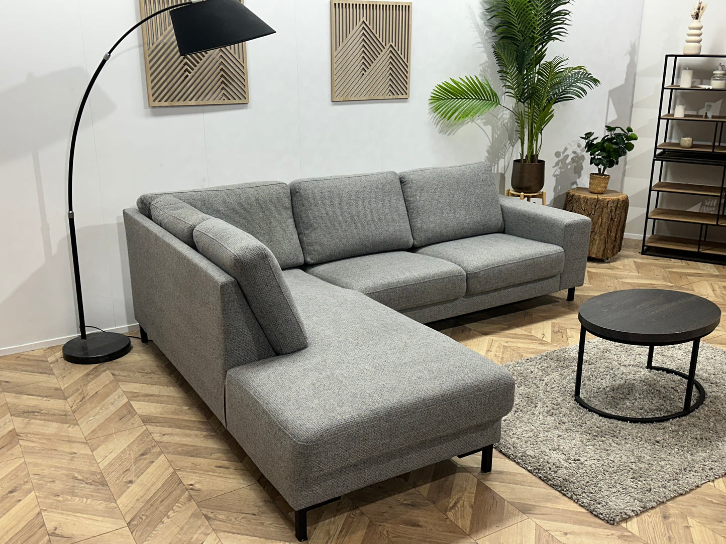 Grijze Hoekbank ~ Losse Rugkussens Met Afneembare Hoezen