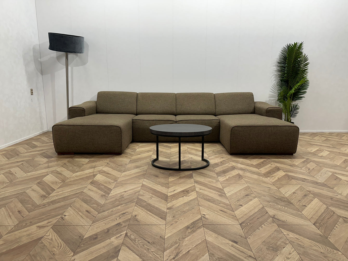 IN.HOUSE Bruine U Bank ~ Vaste Kussens