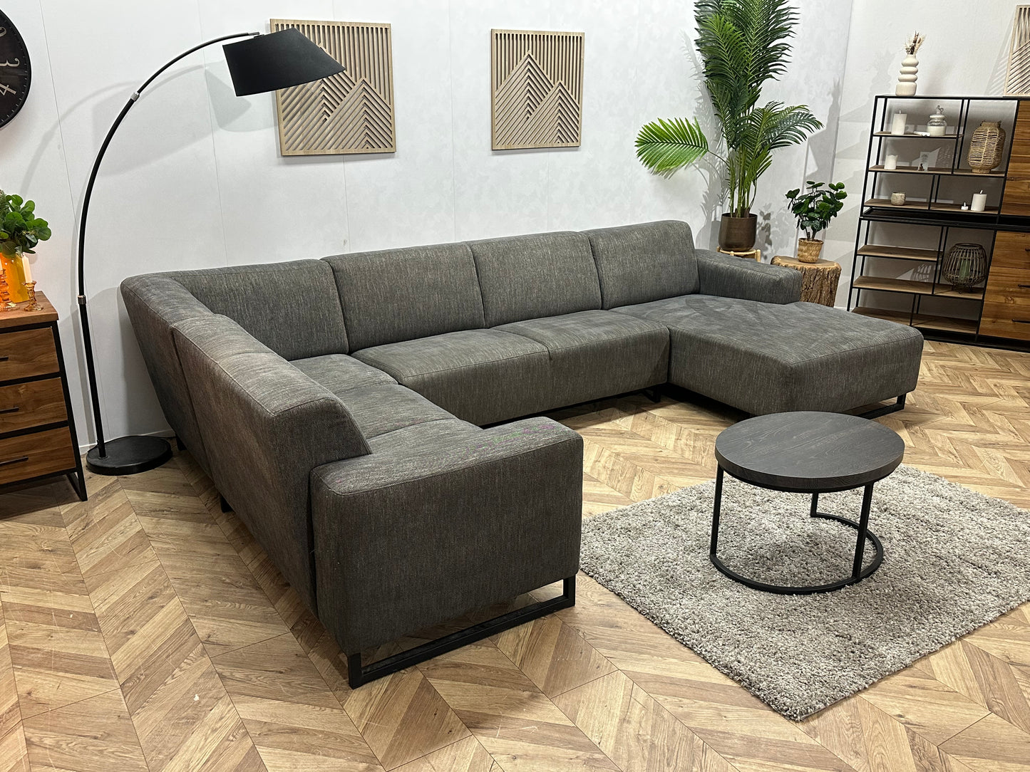 Grijze U Bank ~ Vaste Kussens