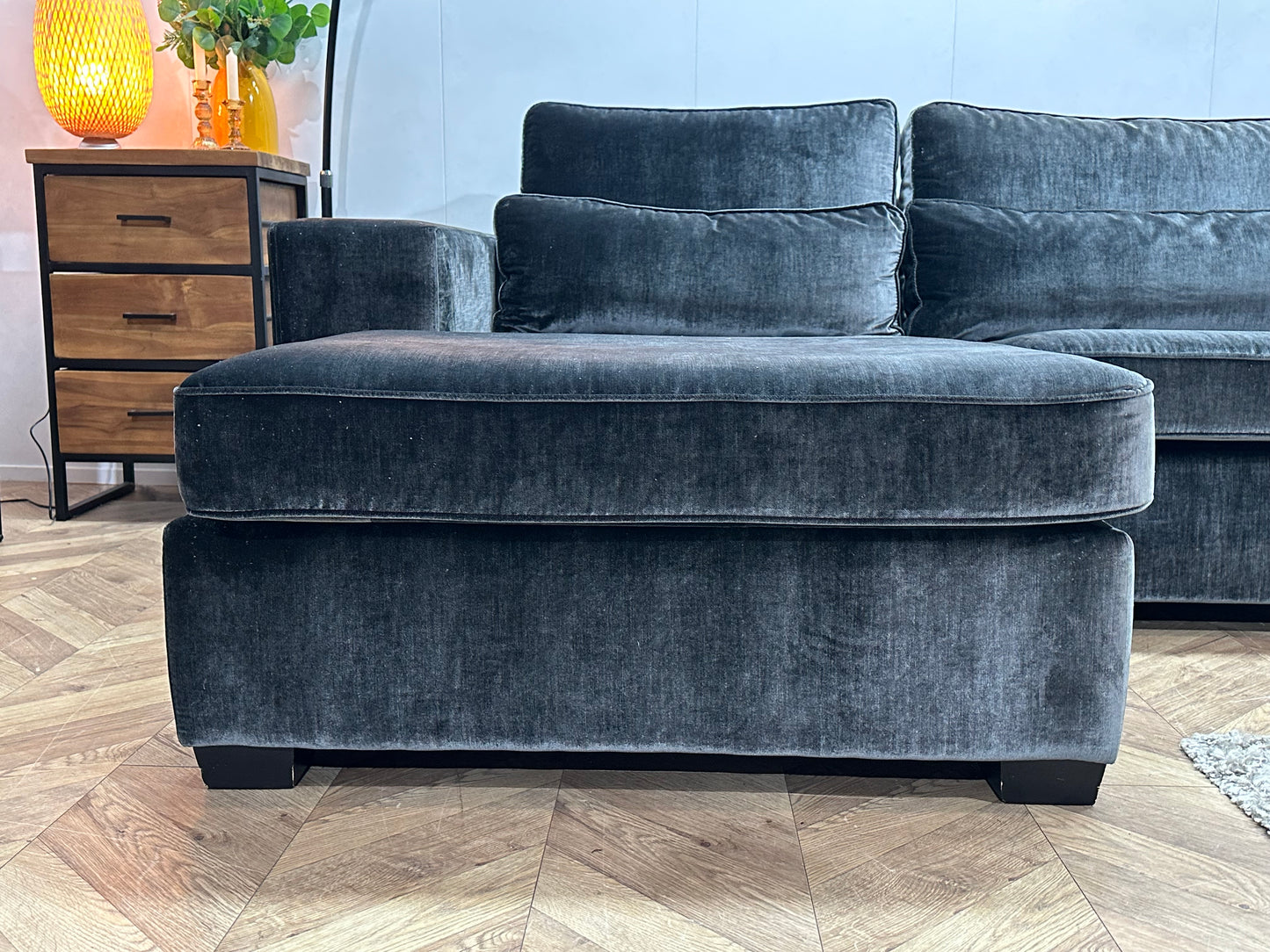 Antraciet Velvet Ruime U Bank ~ Losse Kussens Met Afneembare Hoezen