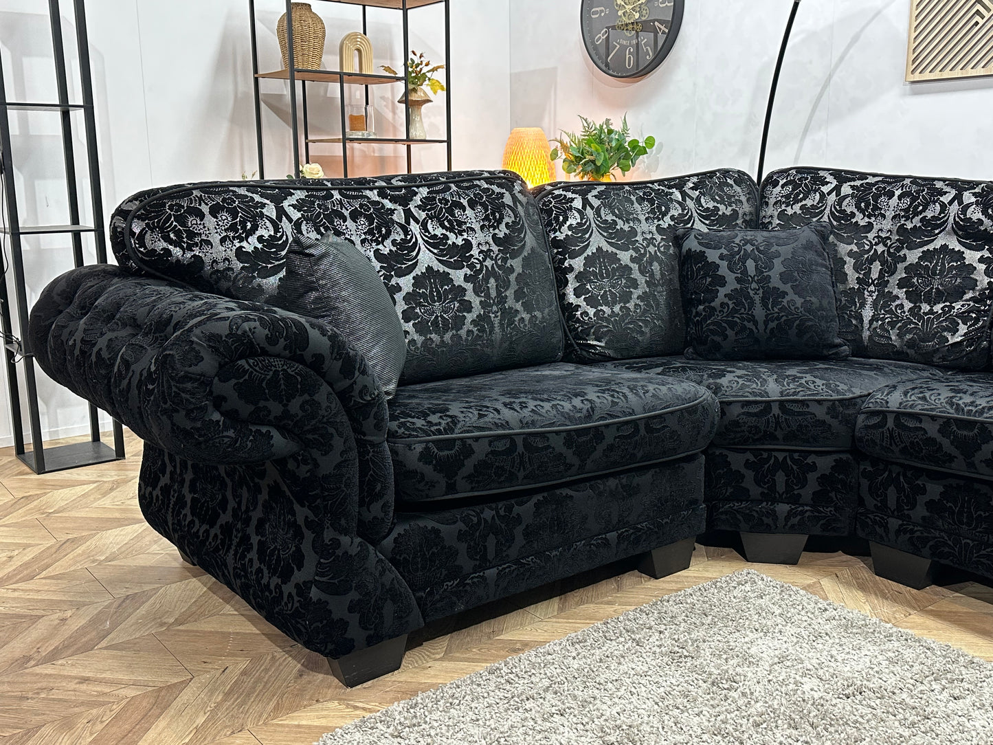 Zwarte Velvet Hoekbank Inc Fauteuil & Hocker ~ Losse Kussens Met Afneembare Hoezen