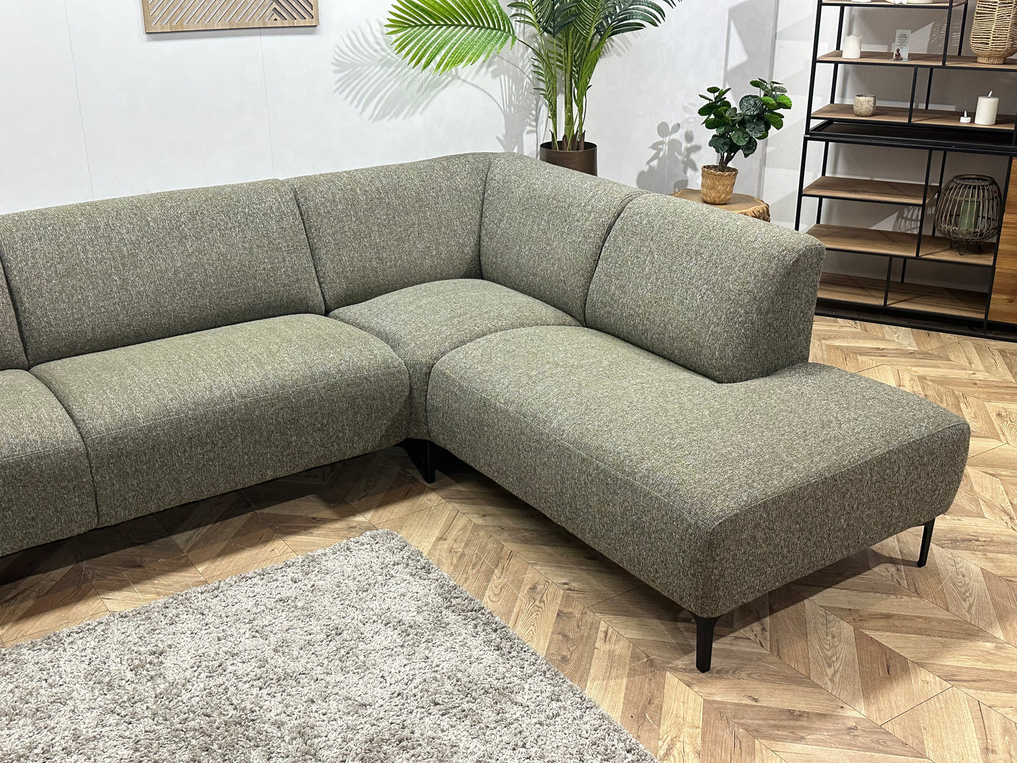 Grijze Hoekbank ~ Vaste Kussens