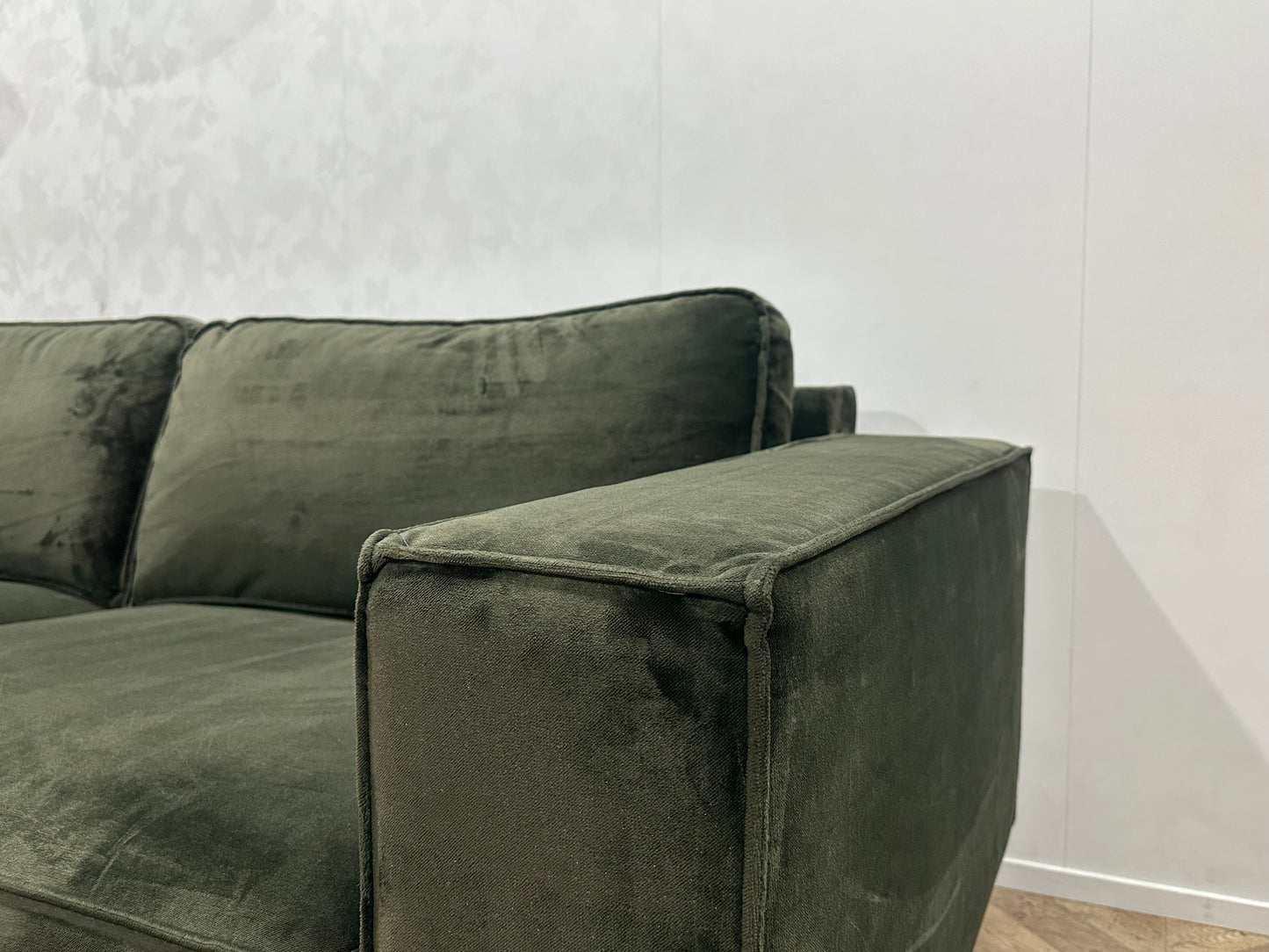 Donker Groene Velvet 2.5-Zits Bank ~ Losse Kussens Met Afneembare Hoezen