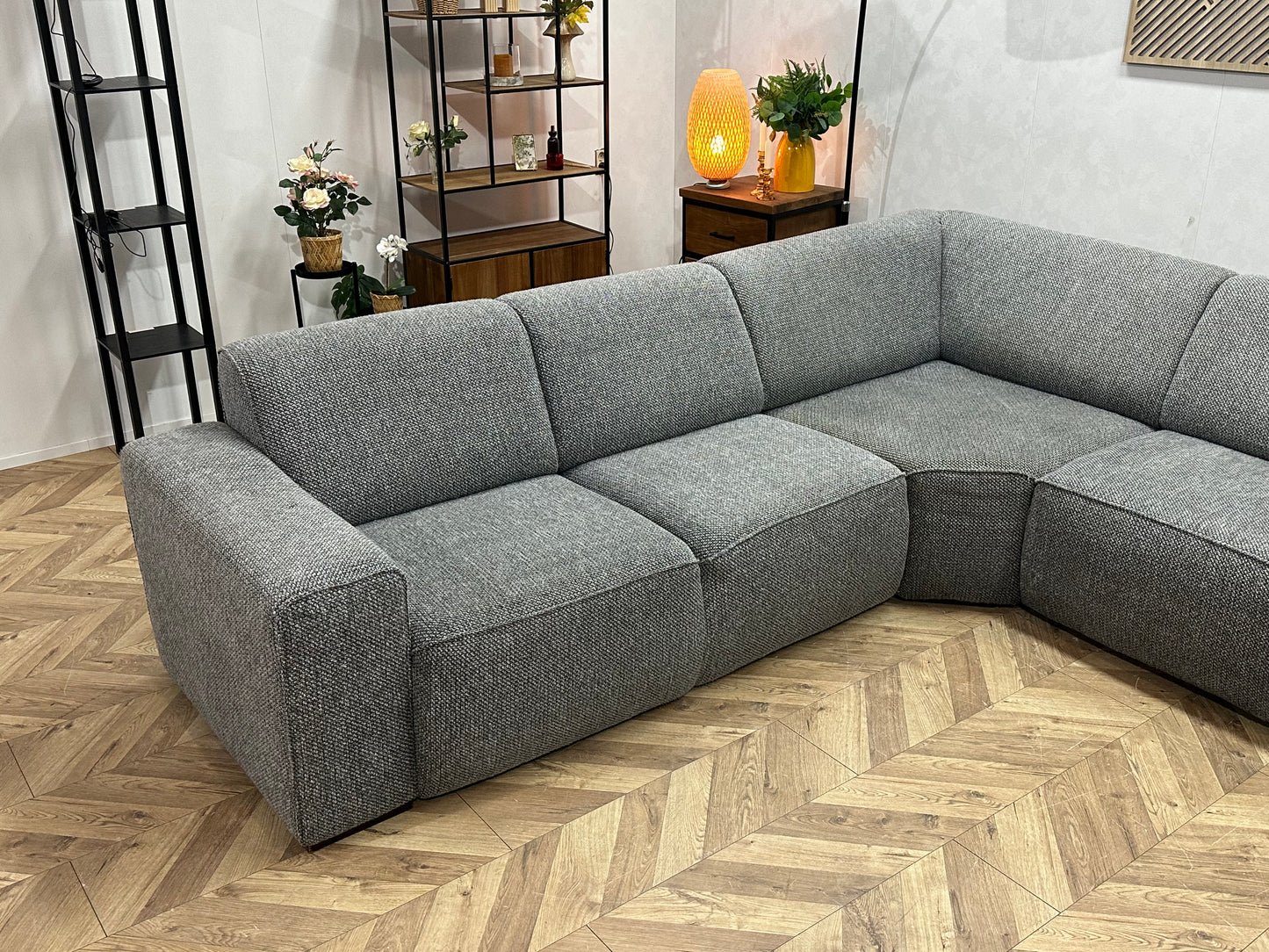 Grijze Hoekbank ~ Vaste Kussens