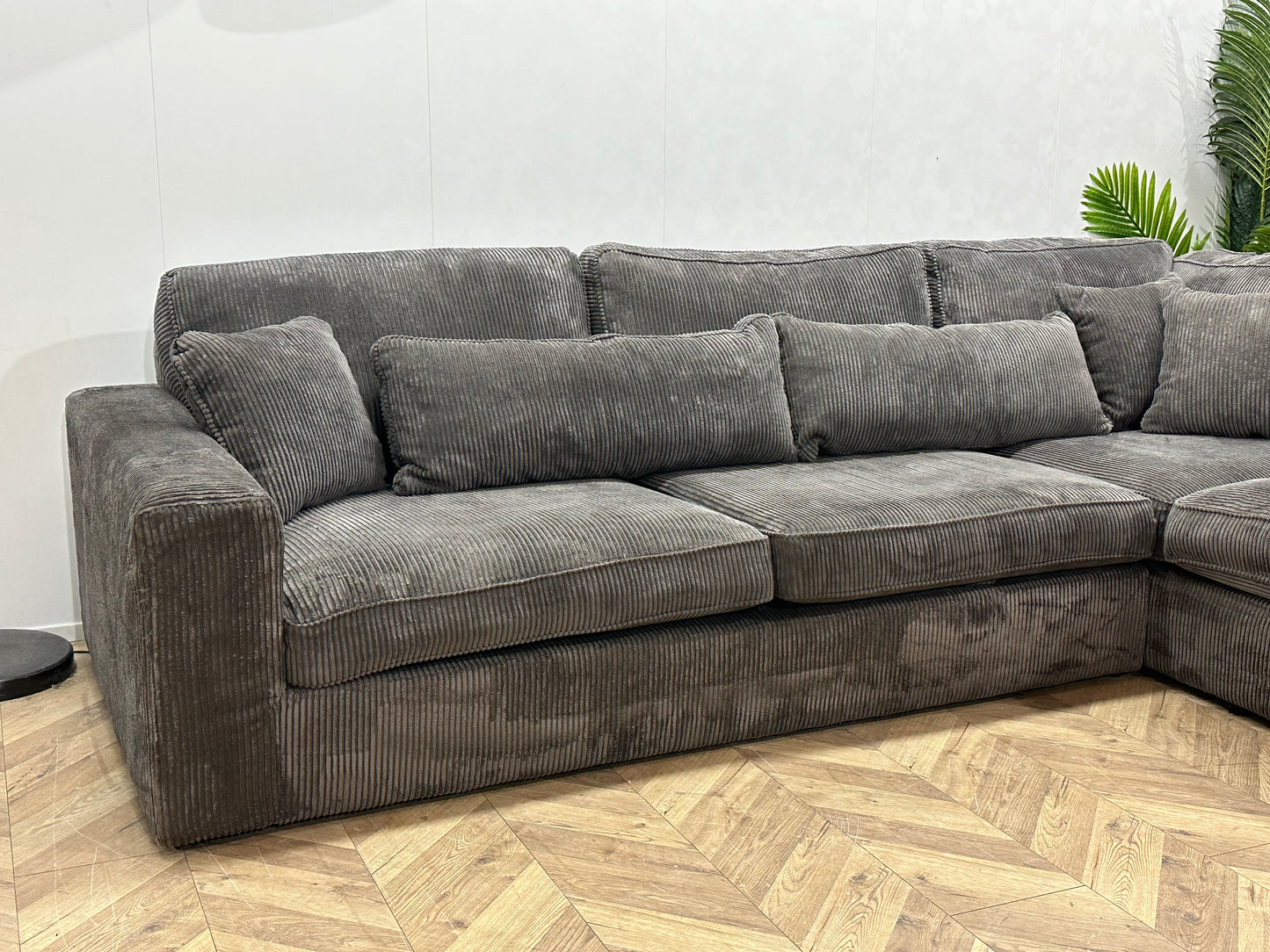 Grijze Ribstof Hoekbank ~ Losse Kussens Met Afneembare Hoezen