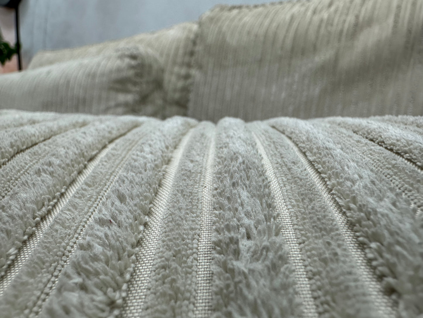 Crème Ribstof Hoekbank ~ Nieuwstaat