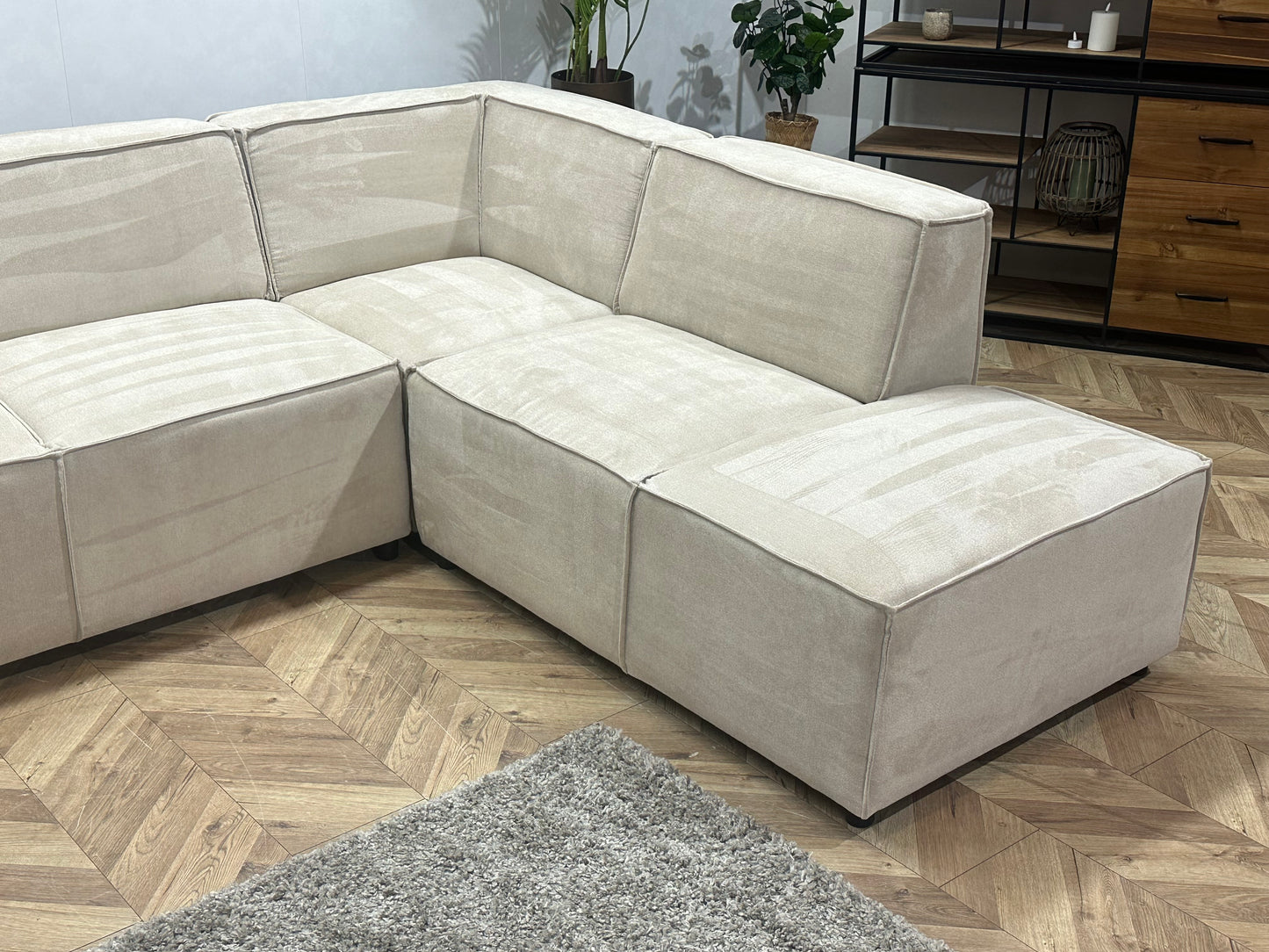 !Showroommodel! Crème Suède Stoffen U Bank