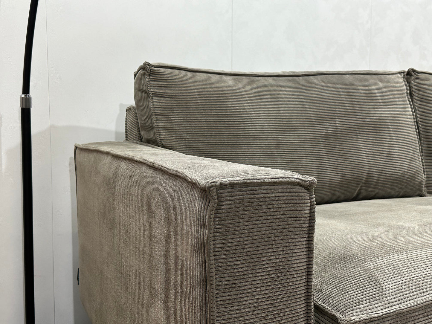 Woood Licht Grijze Ribstof Hoekbank ~ Nieuwstaat