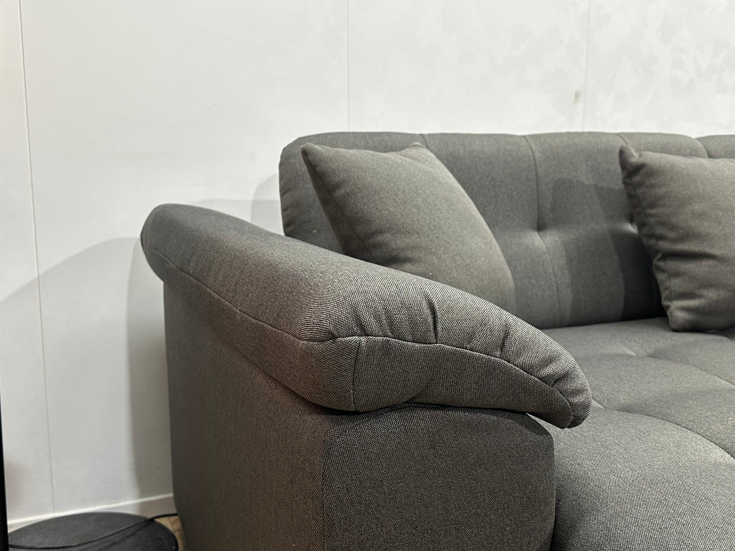 !Showroommodel! Grijze Suède Stoffen U Bank