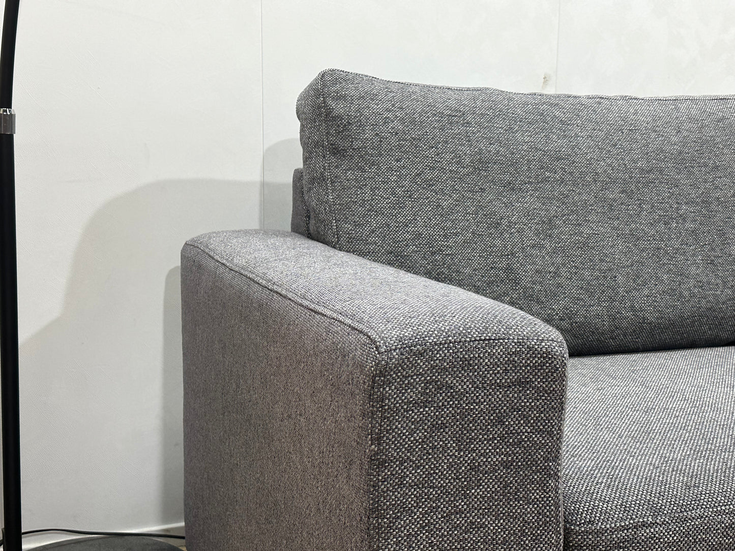 Grijze Hoekbank ~ Losse Rugkussens Met Afneembare Hoezen