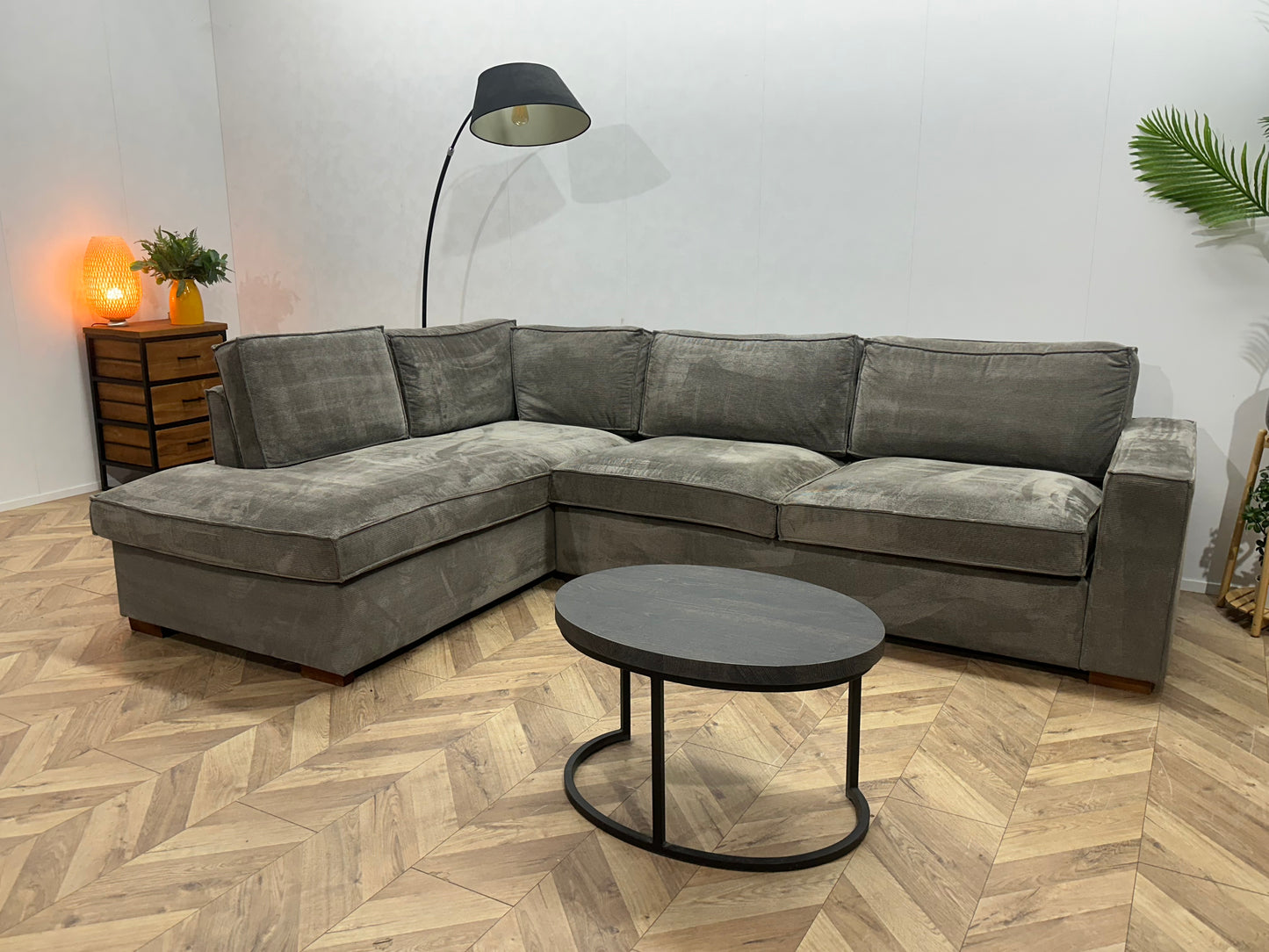 Woood Grijze Ribstof Hoekbank ~ Losse Rugkussens Met Afneembare Hoezen