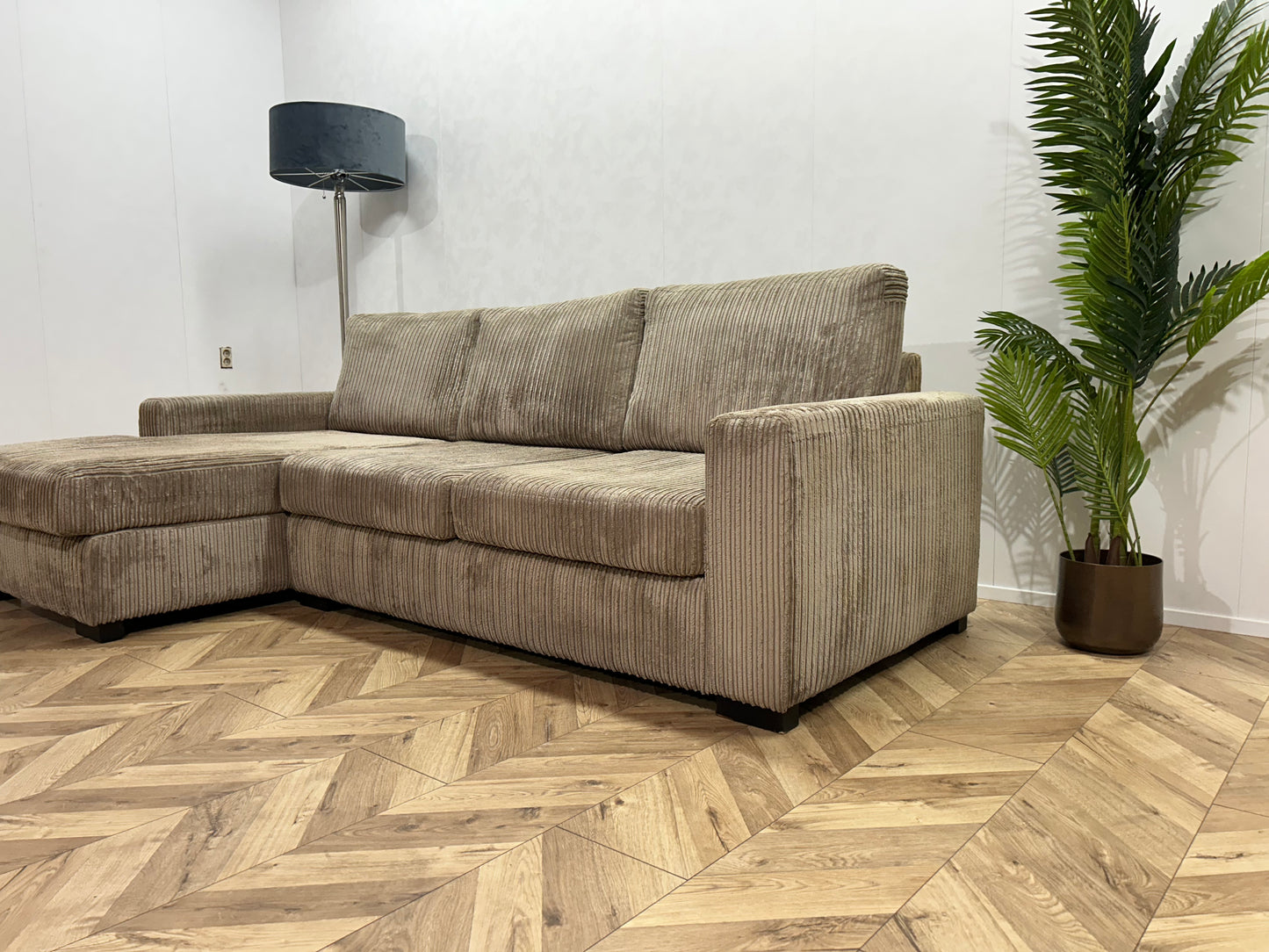 Beige Ribstof Hoekbank ~ Losse Kussens Met Afneembare Hoezen