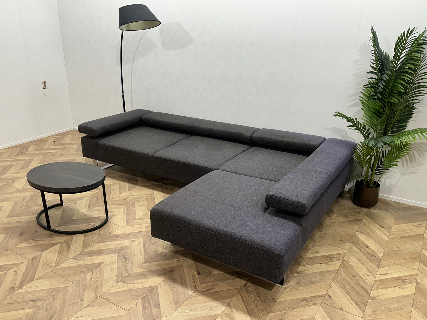 Montèl Grijze Design Hoekbank ~ Verstelbare Arm/Hoofdsteunen