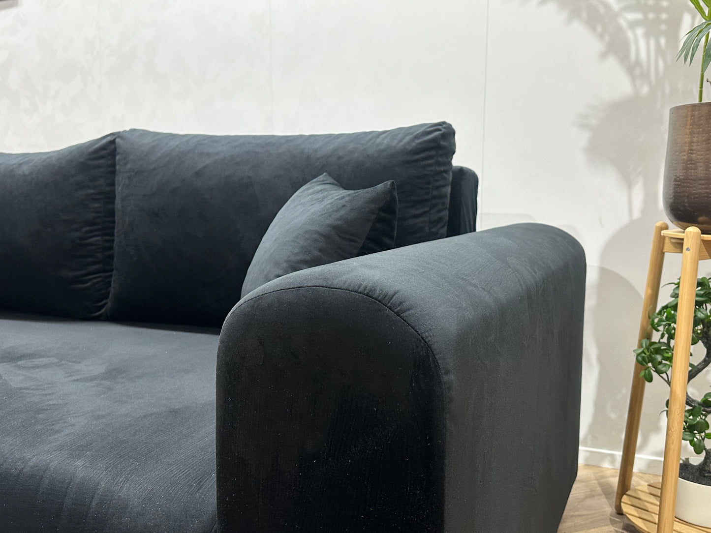 !Showroommodel! Zwarte Velvet Hoekbank