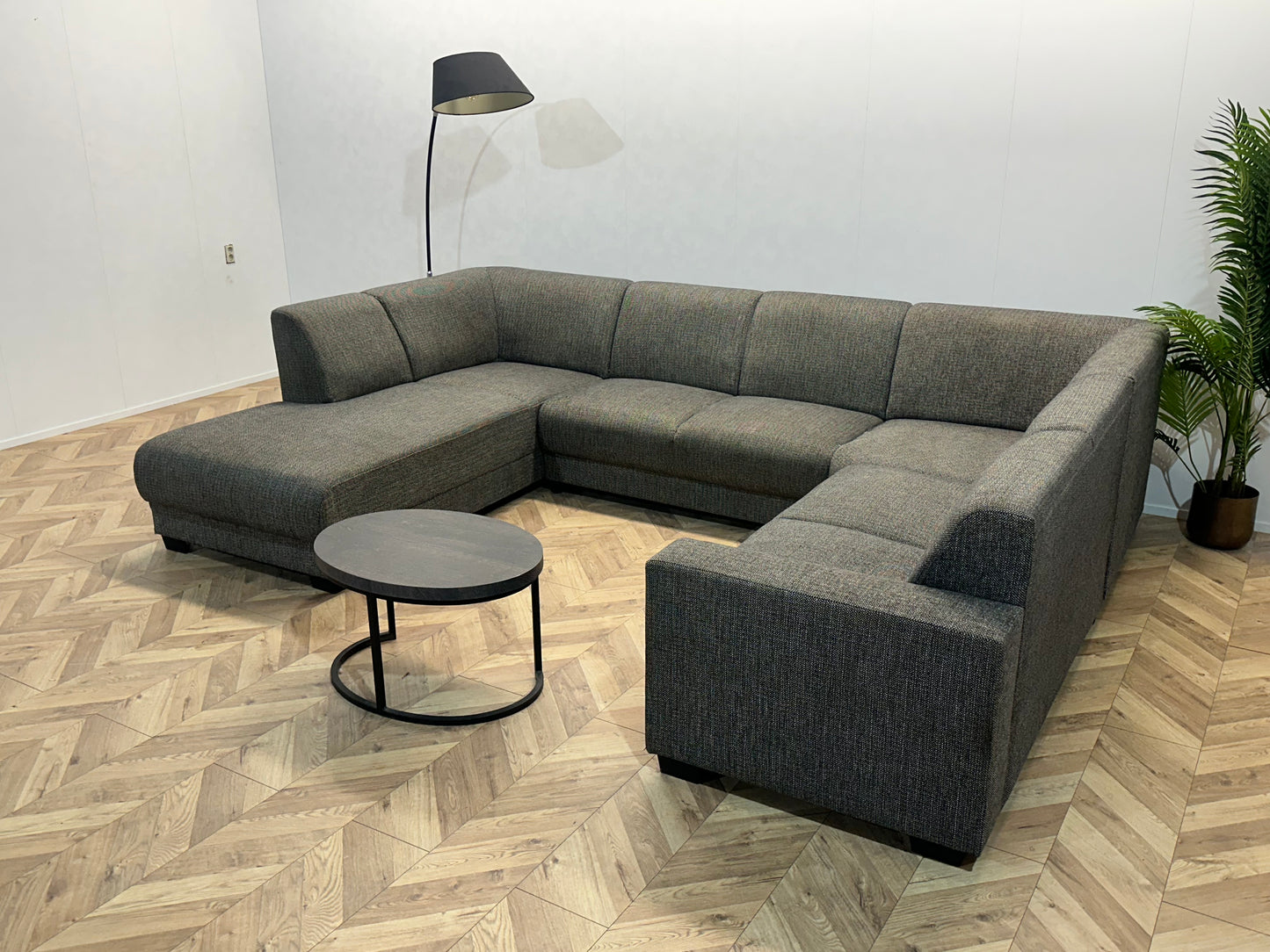 Grijze U Bank ~ Vaste Kussens