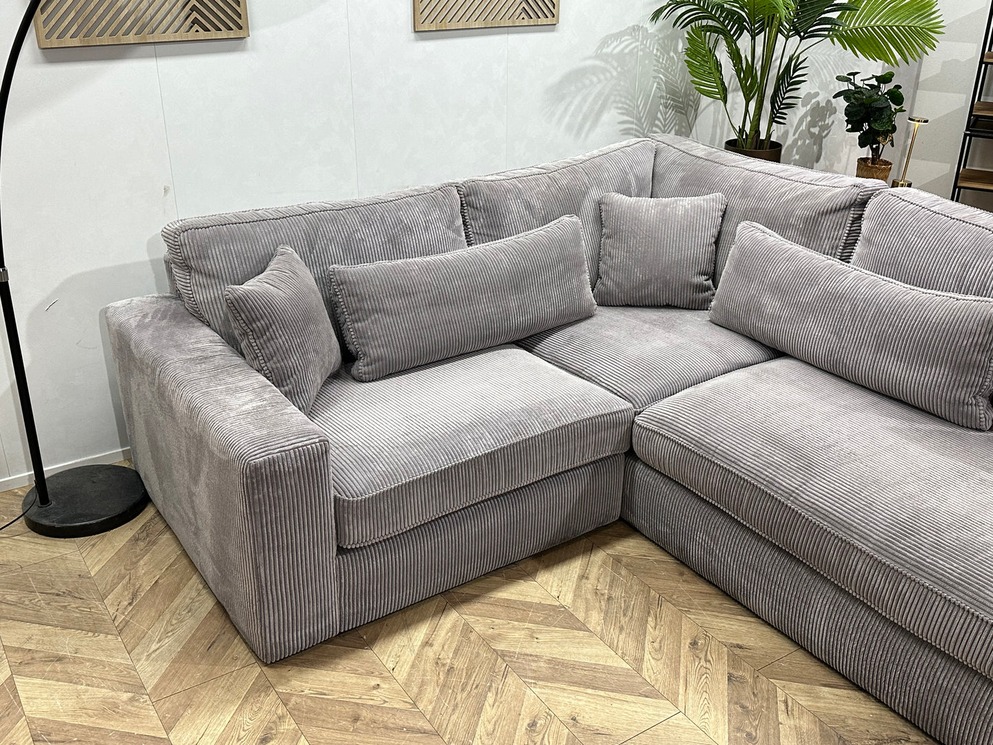 Licht Grijze Ribstof Hoekbank ~ Losse Kussens Met Afneembare Hoezen