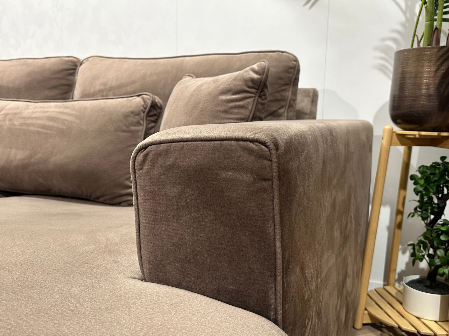 Bruine Velvet U Bank ~ Losse Kussens Met Afneembare Hoezen