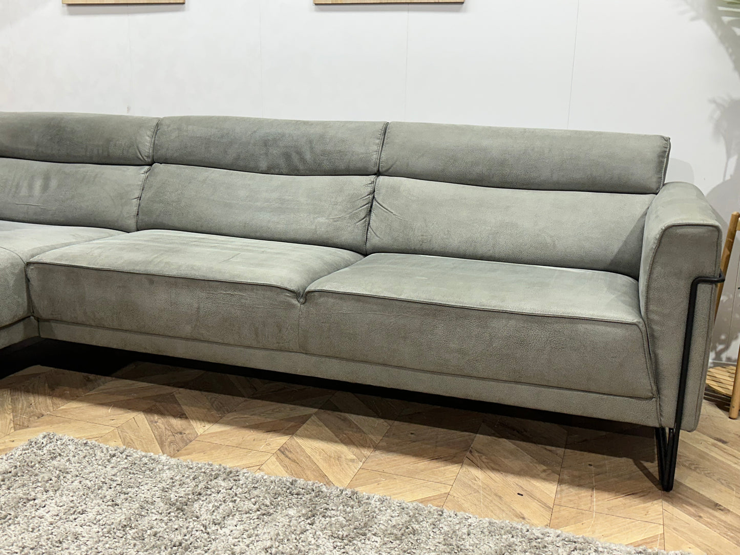 Xooon Grijze Suede Stoffen Hoekbank ~ Nieuwstaat