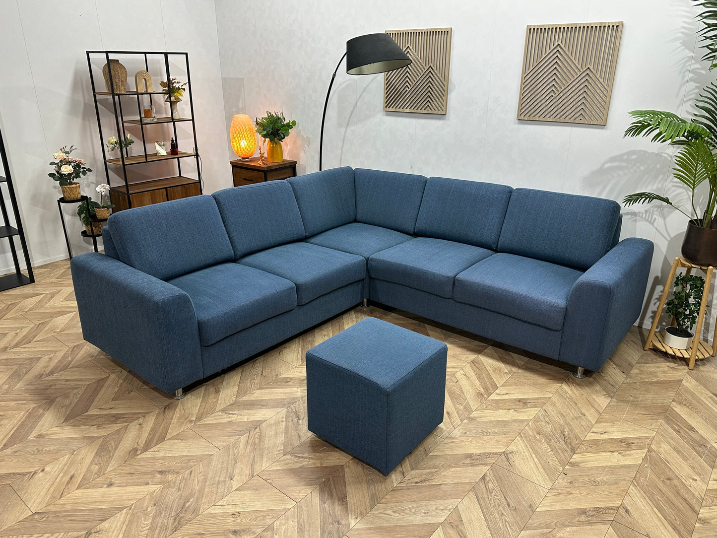 Blauwe Hoekbank Inc Hocker ~ Losse Rugkussens Met Afneembare Hoezen