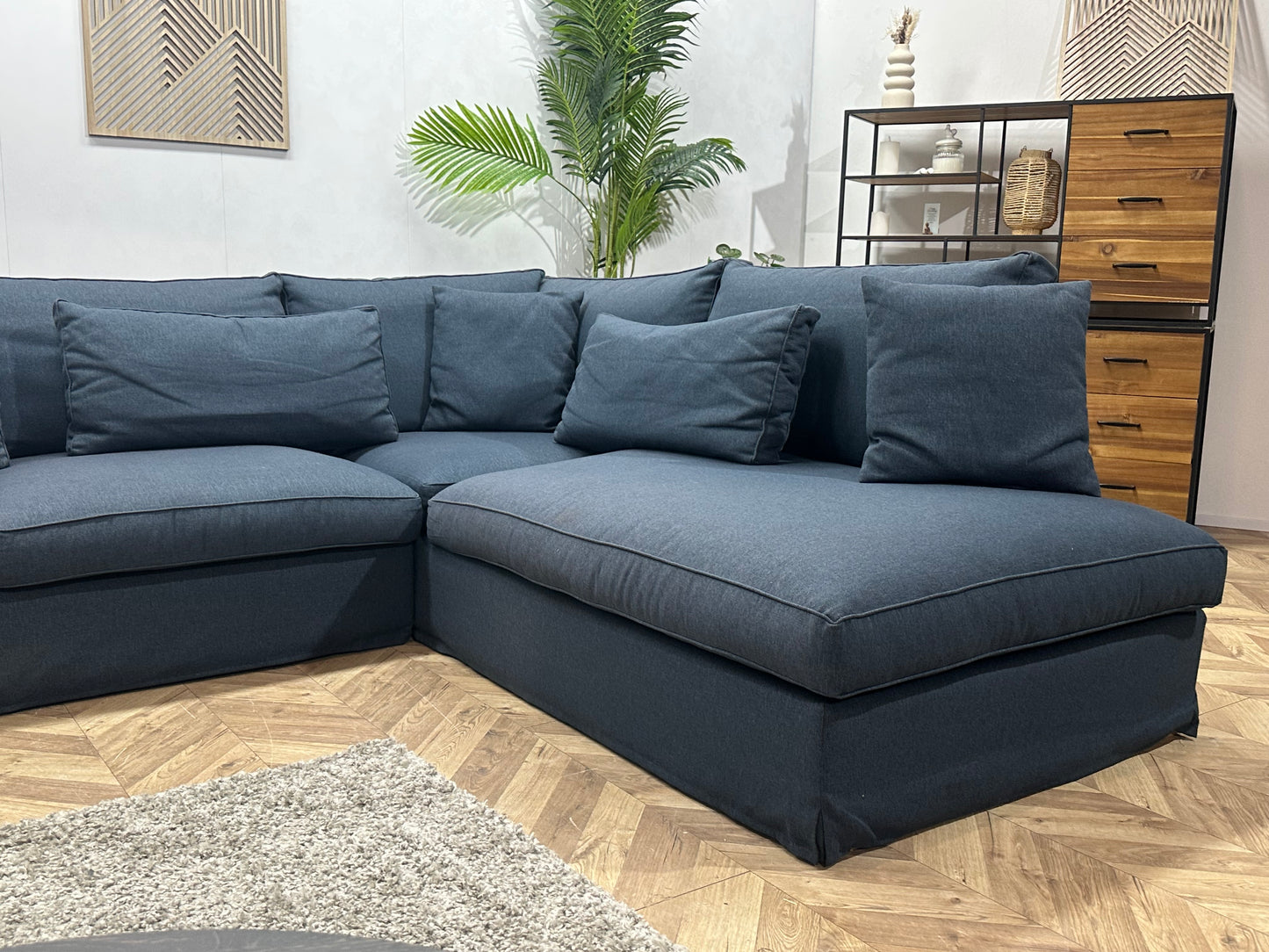 Blauwe Hoekbank ~ Losse Kussens Met Afneembare Hoezen