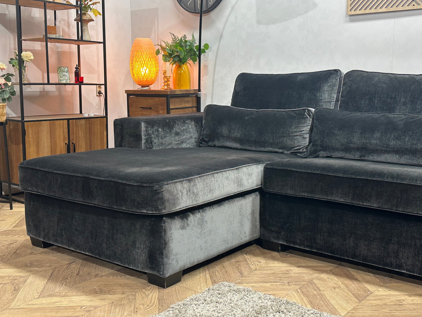 Antraciet Velvet Ruime U Bank ~ Losse Kussens Met Afneembare Hoezen