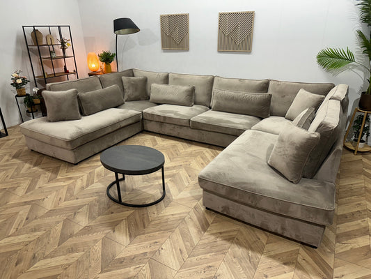 Licht Grijze/Beige Velvet Ruime U Bank ~ Losse Kussens Met Afneembare Hoezen