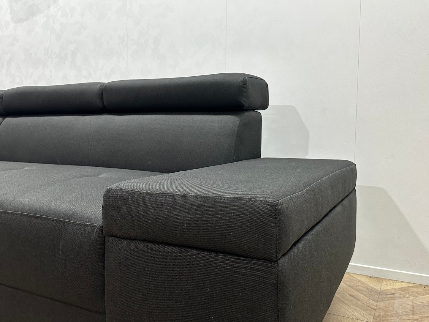 !Showroommodel! Zwart Hoekbank ~ Verstelbare Hoofdsteunen
