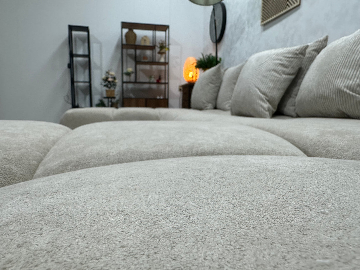 !Showroommodel! Crème Velvet U Bank ~ Losse Ribstof Rugkussens